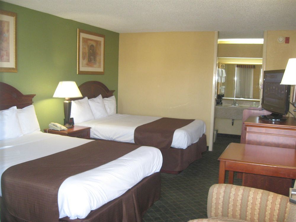 Super 8 By Wyndham Macon West Motel Exterior foto