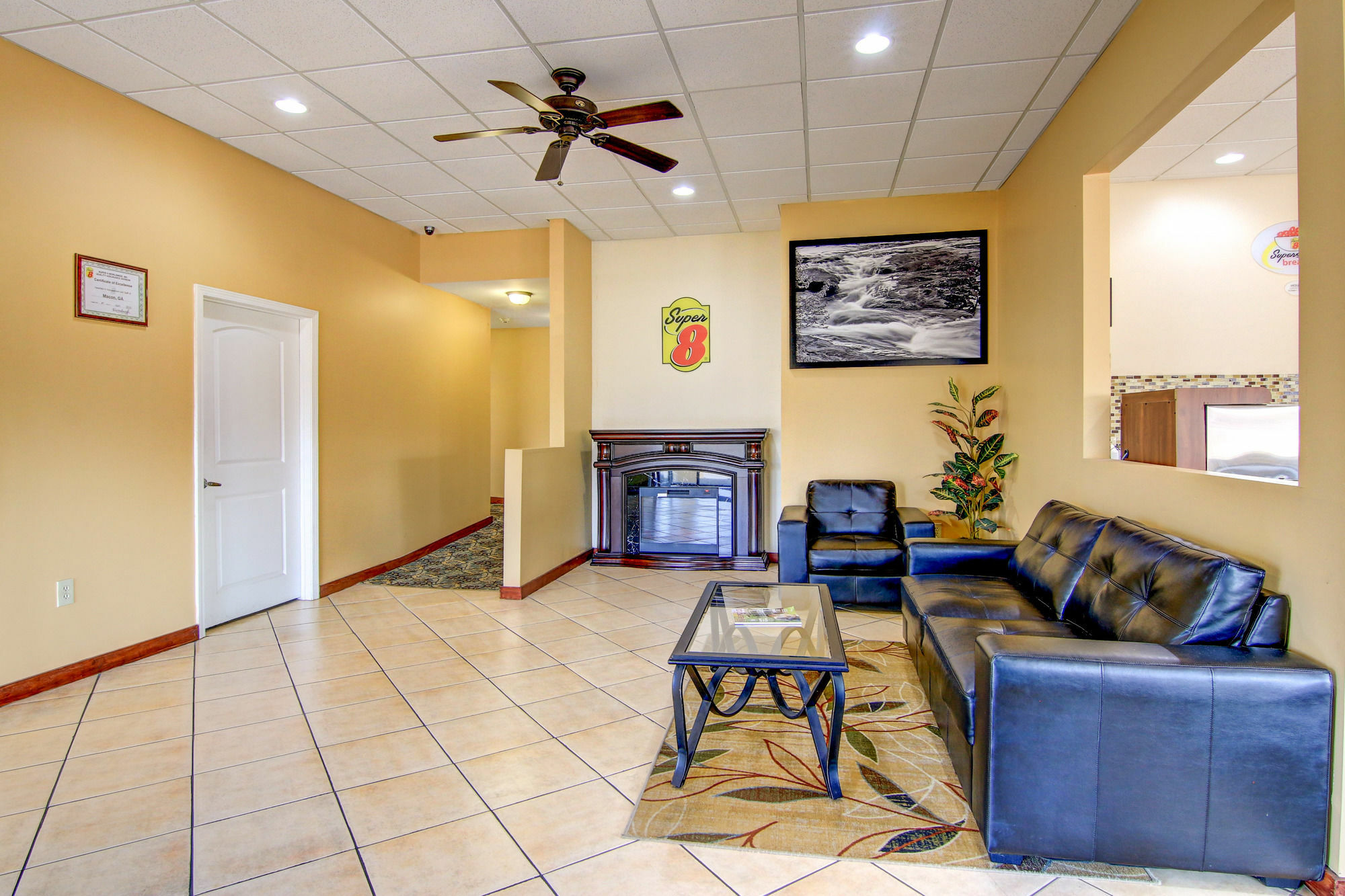 Super 8 By Wyndham Macon West Motel Exterior foto
